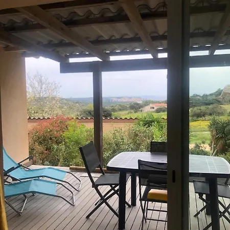 A Santa Trinita * بونيفَسْيو