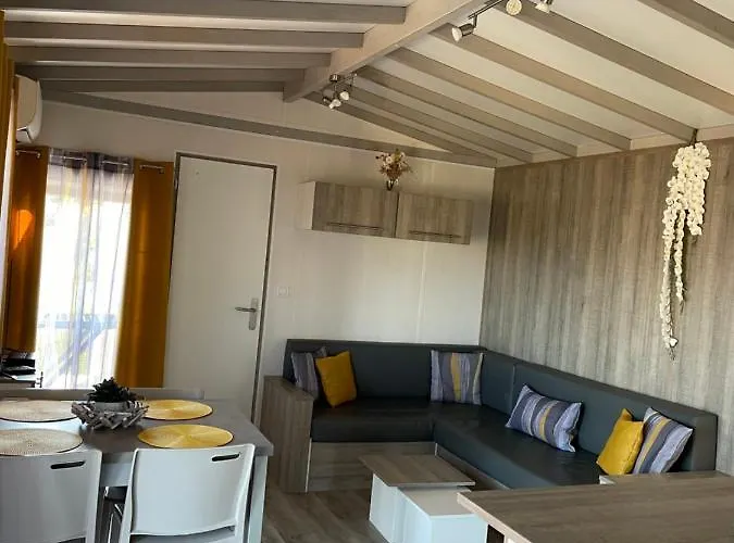 A Santa Trinita * Bonifacio (Corsica)